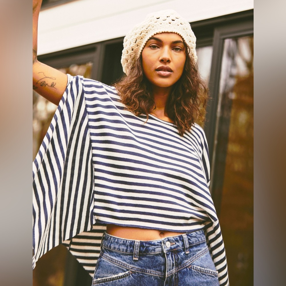 š»šFREE PEOPLE WE THE FREE Striped Angel Tee-Navy Combo-Size Medium - Picture 3 of 14